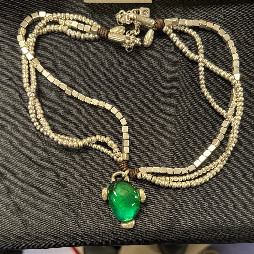 UNO de 50 Silver Necklace with Emerald Green Accent
